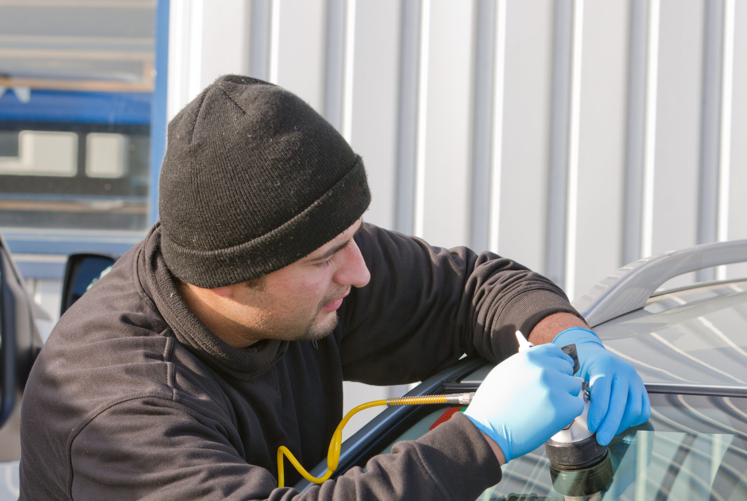 Windshield chip repair in Tracy, CA